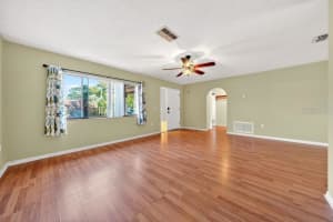 2475 PARKVIEW AVENUE, ORANGE CITY, FL 32763 - MLS#MFRO6385010