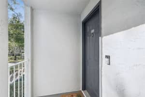 8201 OLYMPIA COURT, LONGWOOD, FL 32779 - MLS#MFRO6385064