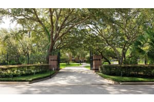 810 SWEETWATER CLUB BOULEVARD, LONGWOOD, FL 32779 - MLS#MFRO6385114