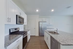 32165 KATELIN CIRCLE, LEESBURG, FL 34748 - MLS#MFRO6385651