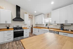 3440 HAMMOCK ROAD, MIMS, FL 32754 - MLS#MFRO6385673