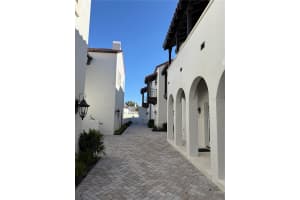 301 COMSTOCK AVENUE, WINTER PARK, FL 32789 - MLS#MFRO6385827