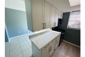 2785 L B MCLEOD ROAD, ORLANDO, FL 32805 - MLS#MFRO6385837