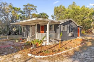 585 Doctors Dr, OVIEDO