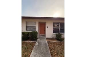 4611 Se 5th Pl #4 Cape Coral, FL 33904 - Off Market