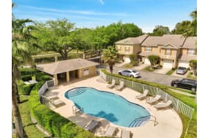 200 STERLING SPRINGS LANE, ALTAMONTE SPRINGS, FL 32714 - MLS#MFRO6385945