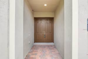 10466 STAPELEY DRIVE, ORLANDO, FL 32832 - MLS#MFRO6386007