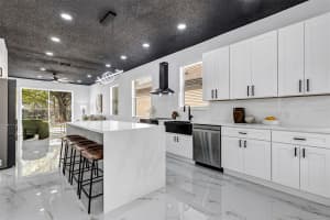 1829 SNARESBROOK WAY, ORLANDO, FL 32837 - MLS#MFRO6386203