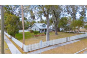 301 OAK AVENUE, ORANGE CITY, FL 32763 - MLS#MFRO6386352