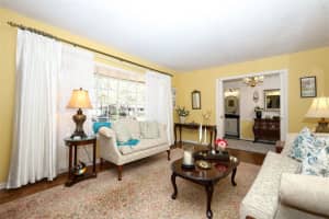 1607 PINAR DRIVE, ORLANDO, FL 32825 - MLS#MFRO6386370