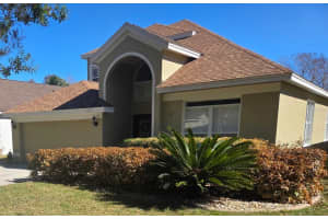 981 N Lake Claire Cir, OVIEDO