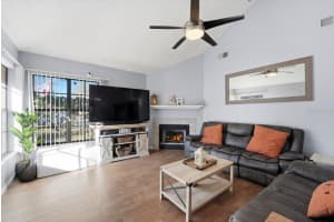 8528 SPARROWHAWK COURT, ORLANDO, FL 32829 - MLS#MFRO6386507