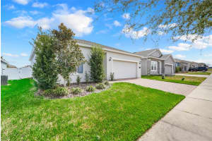 577 DISA DRIVE, DAVENPORT, FL 33837 - MLS#MFRO6386512