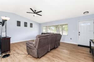 1412 LAKECREST DRIVE, APOPKA, FL 32703 - MLS#MFRO6386539