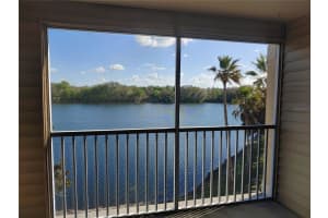 1969 SUMMER CLUB DRIVE, OVIEDO, FL 32765 - MLS#MFRO6386588