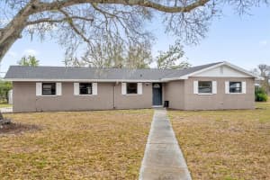 1002 SPIRIT LAKE ROAD, WINTER HAVEN, FL 33880 - MLS#MFRO6386616