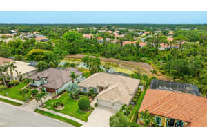 7126 SOUTHGATE COURT, SARASOTA, FL 34243 - MLS#MFRO6386832