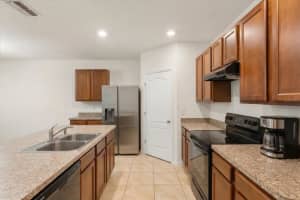 943 SUMMER GLEN DRIVE, WINTER HAVEN, FL 33880 - MLS#MFRO6386883