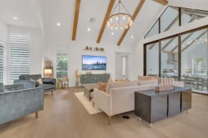 15198 OAKLAND AVENUE, WINTER GARDEN, FL 34787 - MLS#MFRO6386910