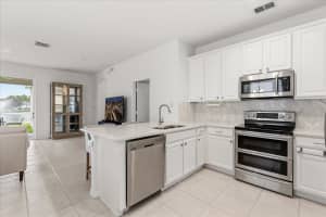 10518 EASTPARK WOODS DRIVE, ORLANDO, FL 32832 - MLS#MFRO6387023