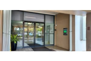 1000 SAINT CHARLES PLACE, PEMBROKE PINES, FL 33026 - MLS#MFRO6387117