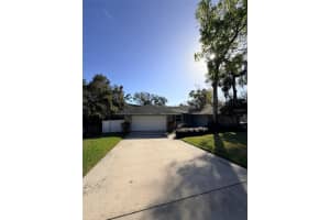 551 LAKE AVENUE, ALTAMONTE SPRINGS, FL 32701 - MLS#MFRO6387226