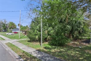 LOTS 241 AND 242 OF BOOKERTOWN, SANFORD, FL 32771 - MLS#MFRO6387289