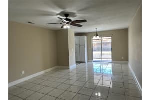 27 COUNTRY COVE WAY, KISSIMMEE, FL 34743 - MLS#MFRO6387452