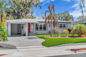 2211 DELANEY AVENUE, ORLANDO, FL 32806 - MLS#MFRO6387466