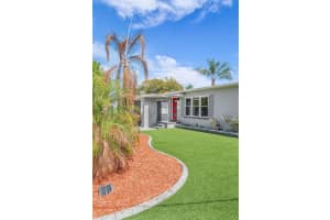 2211 DELANEY AVENUE, ORLANDO, FL 32806 - MLS#MFRO6387466