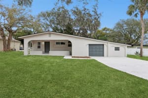 1375 Lake Dr, CASSELBERRY