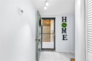 104 FAIRWAY DRIVE, LONGWOOD, FL 32779 - MLS#MFRO6387603