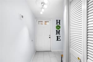 104 FAIRWAY DRIVE, LONGWOOD, FL 32779 - MLS#MFRO6387603