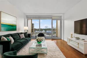 151 WASHINGTON STREET, ORLANDO, FL 32801 - MLS#MFRO6387622