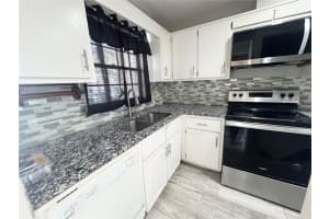 2207 KARL STREET, LEESBURG, FL 34748 - MLS#MFRO6387931