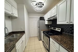 2550 ALAFAYA TRAIL, ORLANDO, FL 32826 - MLS#MFRO6387944