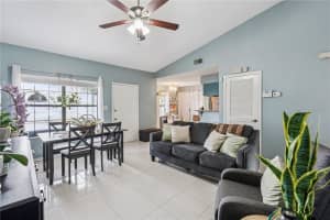 518 TORREY AVENUE, ALTAMONTE SPRINGS, FL 32714 - MLS#MFRO6387975