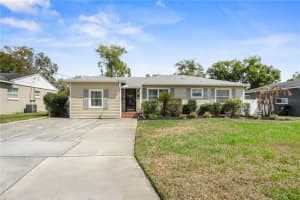 527 MERIDALE AVENUE, ORLANDO, FL 32803 - MLS#MFRO6388011