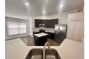 3930 LAKESIDE RESERVE LANE, ORLANDO, FL 32810 - MLS#MFRO6388015