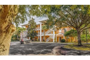 807 New Providence Davenport, FL 33897 - Off Market
