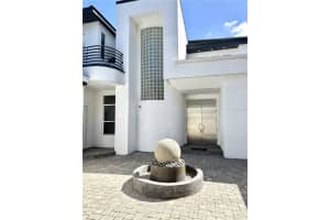 6049 LADY BET DRIVE, ORLANDO, FL 32819 - MLS#MFRO6388063