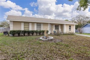 4003 PRAIRIE BEND LANE, LAKELAND, FL 33812 - MLS#MFRO6388195
