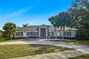 8612 LOST COVE DRIVE, ORLANDO, FL 32819 - MLS#MFRO6388258