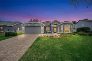 723 Bentley Street, OVIEDO