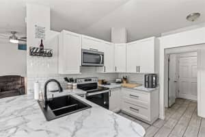 6922 DOEHRING DRIVE, LAKELAND, FL 33810 - MLS#MFRO6388476