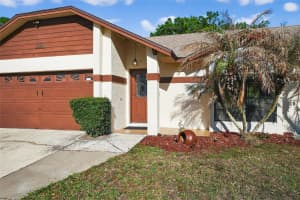 10464 BRIDLEWOOD AVENUE, ORLANDO, FL 32825 - MLS#MFRO6388498