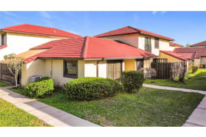 571 HUNTER CIRCLE, KISSIMMEE, FL 34758 - MLS#MFRO6388517