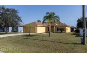 538 LAKEVIEW COURT, KISSIMMEE, FL 34759 - MLS#MFRO6388613