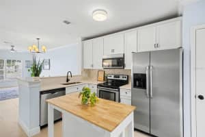 1363 HAMPTON PARK LANE, MELBOURNE, FL 32940 - MLS#MFRO6388624