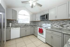 7609 TELEGRAPH HILL ROAD, ORLANDO, FL 32835 - MLS#MFRO6388660